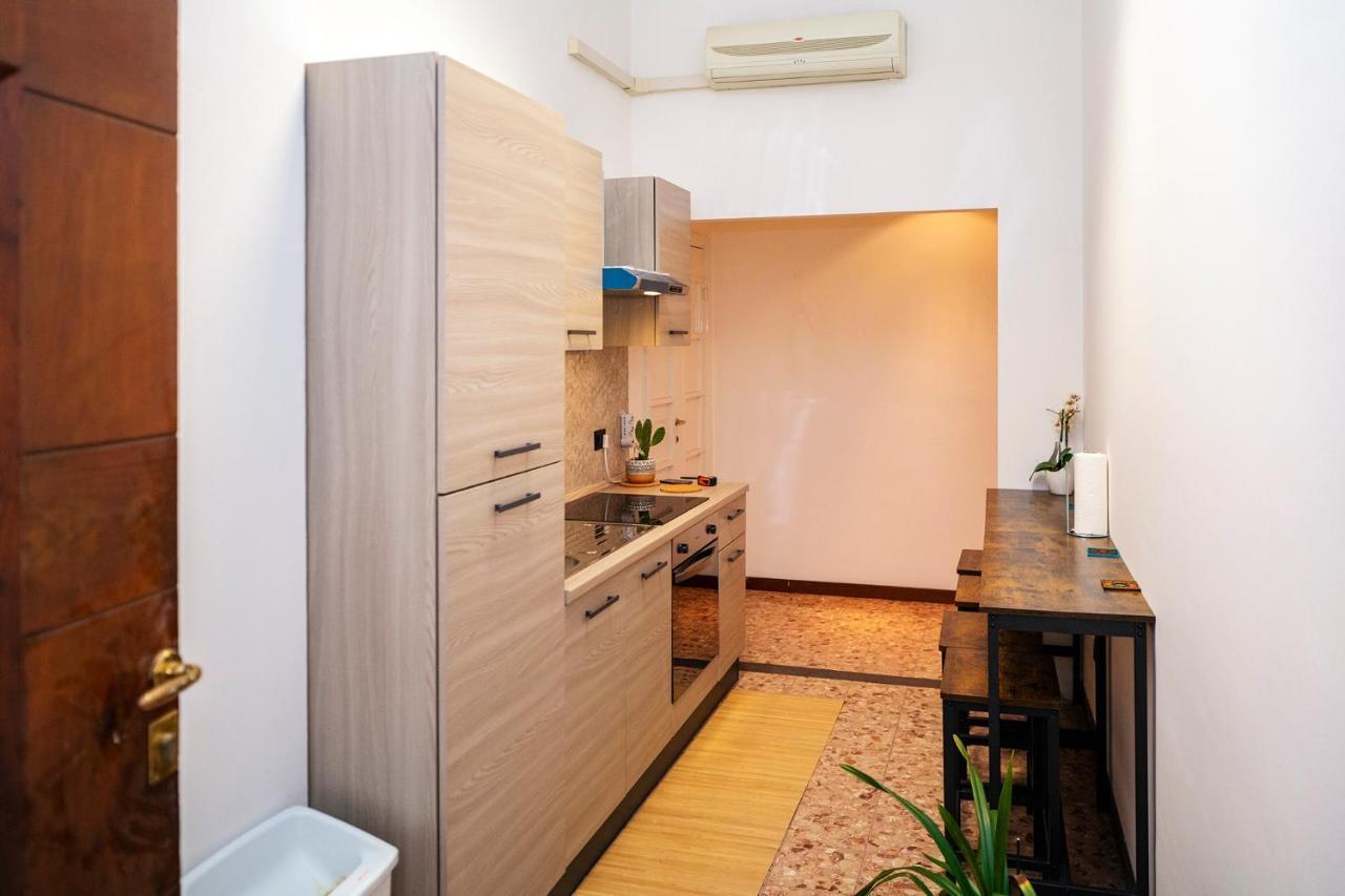 Central Apartment Milano Eksteriør billede