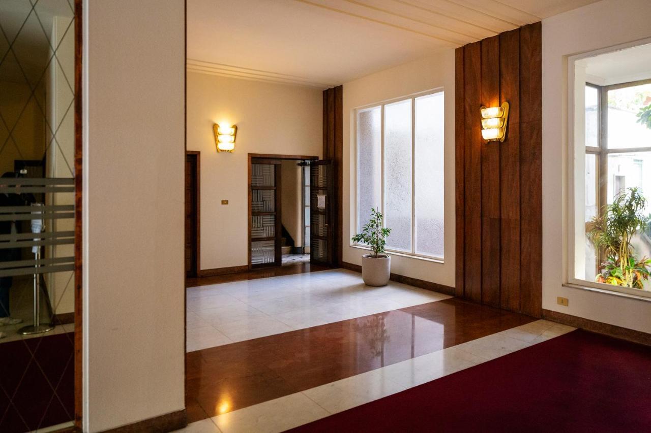 Central Apartment Milano Eksteriør billede