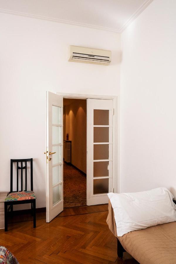 Central Apartment Milano Eksteriør billede